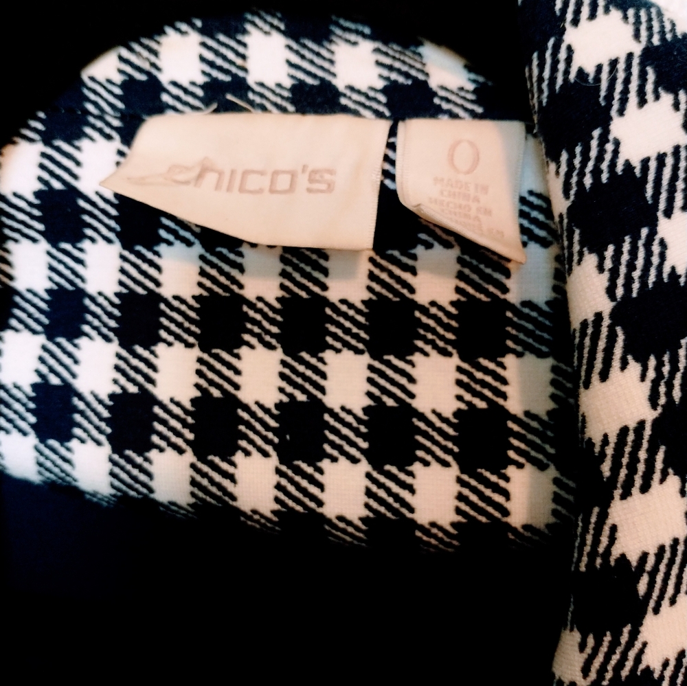 Chicos gingham moto asymmetric jacket in blue and white.  Zips up front with lin - Picture 6 of 7